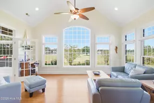 1012 Pelican Dr, New Bern, NC 28560 - Photo 3