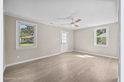 103 Robin Road, Jacksonville, NC 28540 - Photo 9