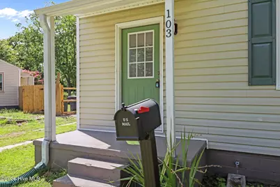 103 Robin Road, Jacksonville, NC 28540 - Photo 5