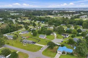 602 Farm Ct, Morehead City, NC 28557 - Photo 41