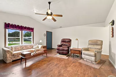 602 Farm Court, Morehead City, NC 28557 - Photo 9