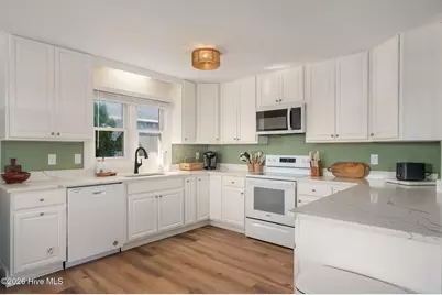 2306 Raymond Avenue, Kill Devil Hills, NC 27948 - Photo 9
