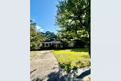 504 Greenbriar Drive, Jacksonville, NC 28546 - Photo 3