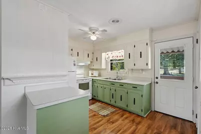 1618 W US 70 Hwy W, Goldsboro, NC 27530 - Photo 15