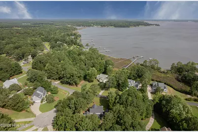 201 Madison Court, Swansboro, NC 28584 - Photo 3