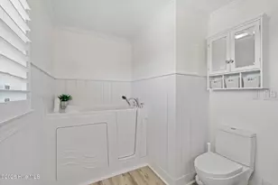 7803 Ocean Dr, Emerald Isle, NC 28594 - Photo 35