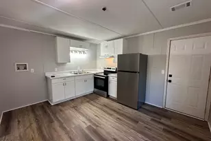 453 Columbia Ave NW, Aiken, SC 29801 - Photo 3