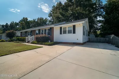 809 Gardenview Drive, Jacksonville, NC 28540 - Photo 5