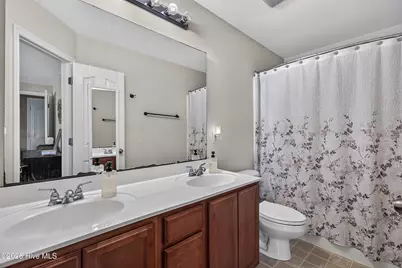 121 Woodbury Farm Drive, Jacksonville, NC 28540 - Photo 17