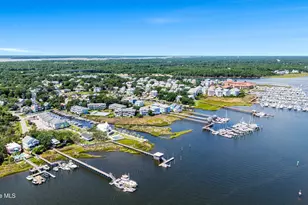 200 Lewis Dr, Carolina Beach, NC 28428 - Photo 17