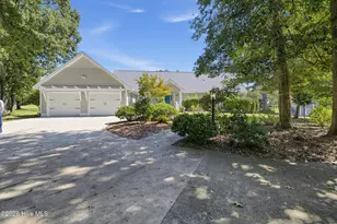711 N Green Tee Rd, Hampstead, NC 28443 - Photo 1