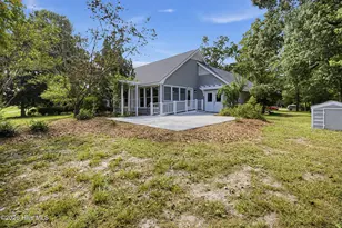 711 N Green Tee Rd, Hampstead, NC 28443 - Photo 5