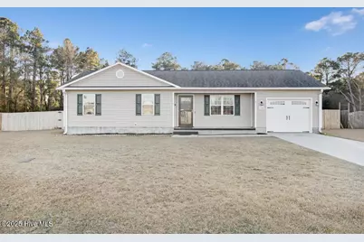 106 Lois Court, Richlands, NC 28574 - Photo 1