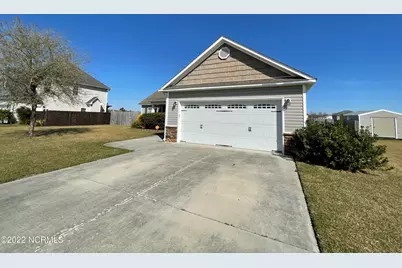 113 Cypress Manor Court, Jacksonville, NC 28540 - Photo 3