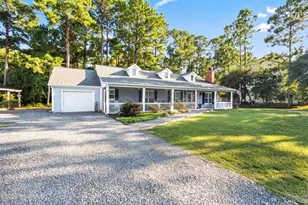 1631 Chadwick Shores Dr, Sneads Ferry, NC 28460 - Photo 3