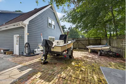 242 Dallas Drive, Wilmington, NC 28405 - Photo 9