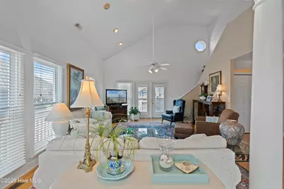 27 Richmond Street, Ocean Isle Beach, NC 28469 - Photo 17