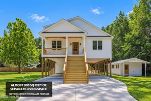 203 Sand Dollar Ln, Hampstead, NC 28443 - Photo 3