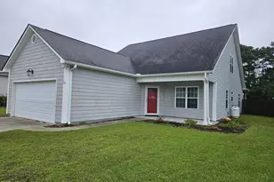 109 Penquin Pl, Hampstead, NC 28443 - Photo 1