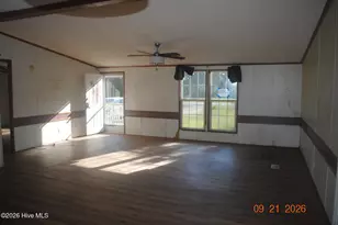 132 Cooper Rd, Richlands, NC 28574 - Photo 9