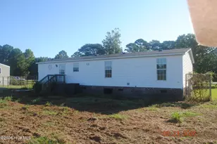 132 Cooper Rd, Richlands, NC 28574 - Photo 5
