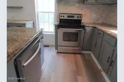 424 Louise Street, Winfall, NC 27985 - Photo 7