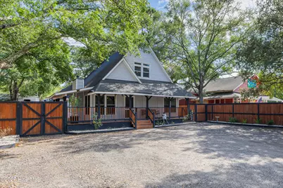 2511 Seashore Road SW # 1, Supply, NC 28462 - Photo 3