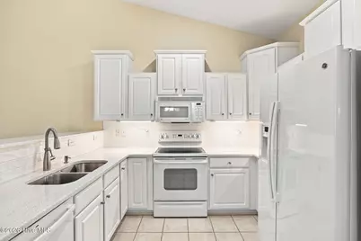 5006 Carleton Drive #Unit 139, Wilmington, NC 28403 - Photo 7
