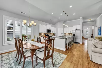 7658 Vancouver Court, Wilmington, NC 28412 - Photo 9