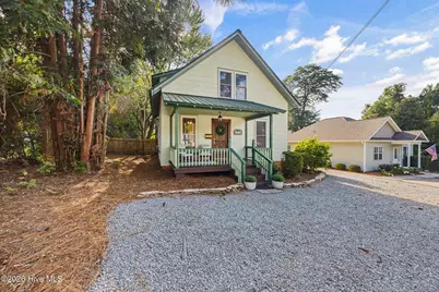 390 W Connecticut Avenue, Southern Pines, NC 28387 - Photo 3