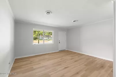 402 Sterling Road, Jacksonville, NC 28546 - Photo 7