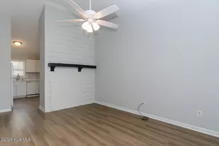 819 Varsity Dr, Wilmington, NC 28403 - Photo 7
