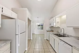 2607 Bluff View Dr, Greenville, NC 27834 - Photo 7