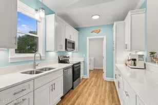 402 Gillikin Rd, Beaufort, NC 28516 - Photo 21