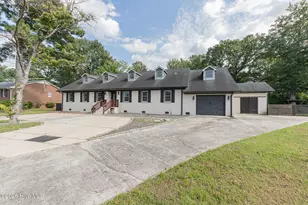 107 Boatswain Dr, New Bern, NC 28562 - Photo 1