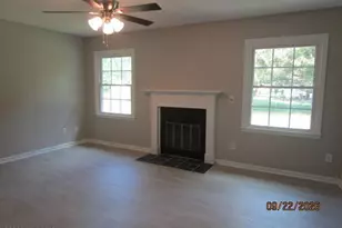 4006 Amstel Ct, Elizabeth City, NC 27909 - Photo 3