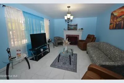 1704 N Berkeley Boulevard, Goldsboro, NC 27534 - Photo 5