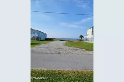 147 Salty Shores Point Drive, Newport, NC 28570 - Photo 1