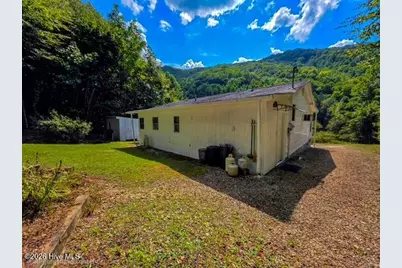 1631 Beech Creek Road, Robbinsville, NC 28771 - Photo 21