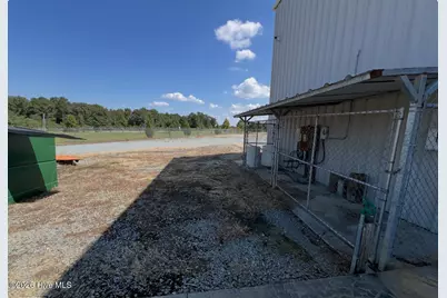 89 Industry Park, Roseboro, NC 28382 - Photo 15