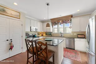 301 Hedrick St, Beaufort, NC 28516 - Photo 15