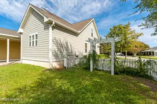 301 Hedrick St, Beaufort, NC 28516 - Photo 47