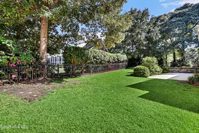 302 Pecan Court, Hampstead, NC 28443 - Photo 7