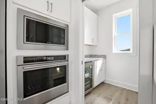 113 Ocean View Ave, Kure Beach, NC 28449 - Photo 25
