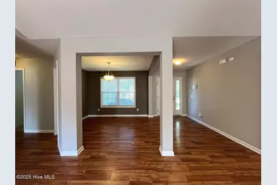 205 Woodgreen Lane, Aberdeen, NC 28315 - Photo 3