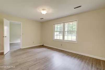 4010 Lake Avenue, Wilmington, NC 28403 - Photo 7