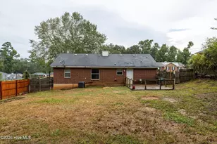 1023 Cedarview Cir, Hephzibah, GA 30815 - Photo 3