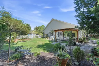 1407 Chadwick Shores Drive, Sneads Ferry, NC 28460 - Photo 41
