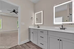 146 Woodford Dr, Jacksonville, NC 28540 - Photo 17