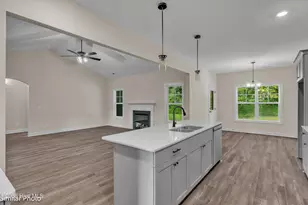 146 Woodford Dr, Jacksonville, NC 28540 - Photo 19